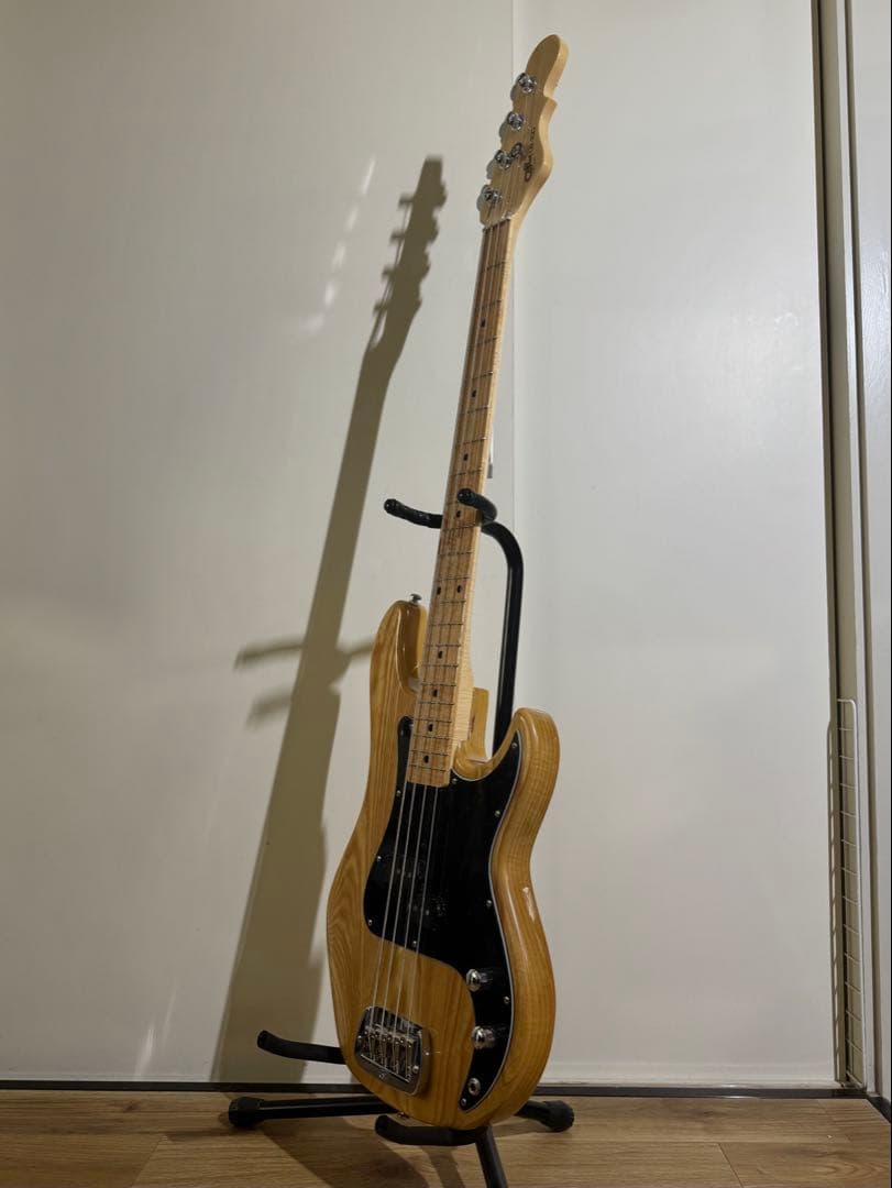 G&L TRIBUTE SERIES LB-100 エレキベース プレベタイプ