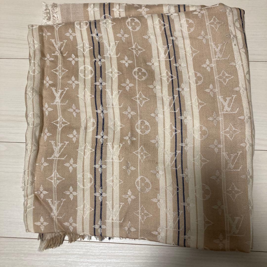 LOUIS VUITTON ルイ・ヴィトン　ストール