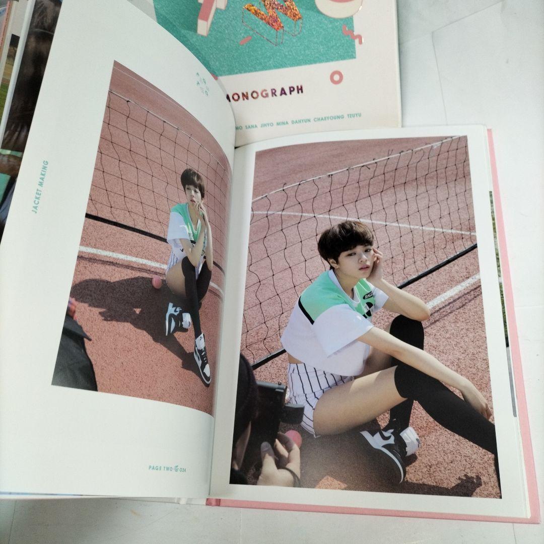 レア TWICE「PAGE TWO」monograph モノグラフ⭐韓国盤KPO