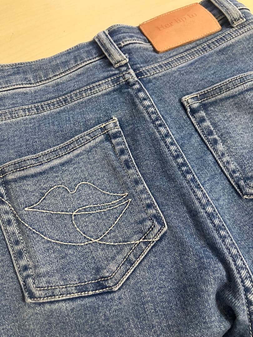 パンツ herlipto New York High-Waisted Jeans