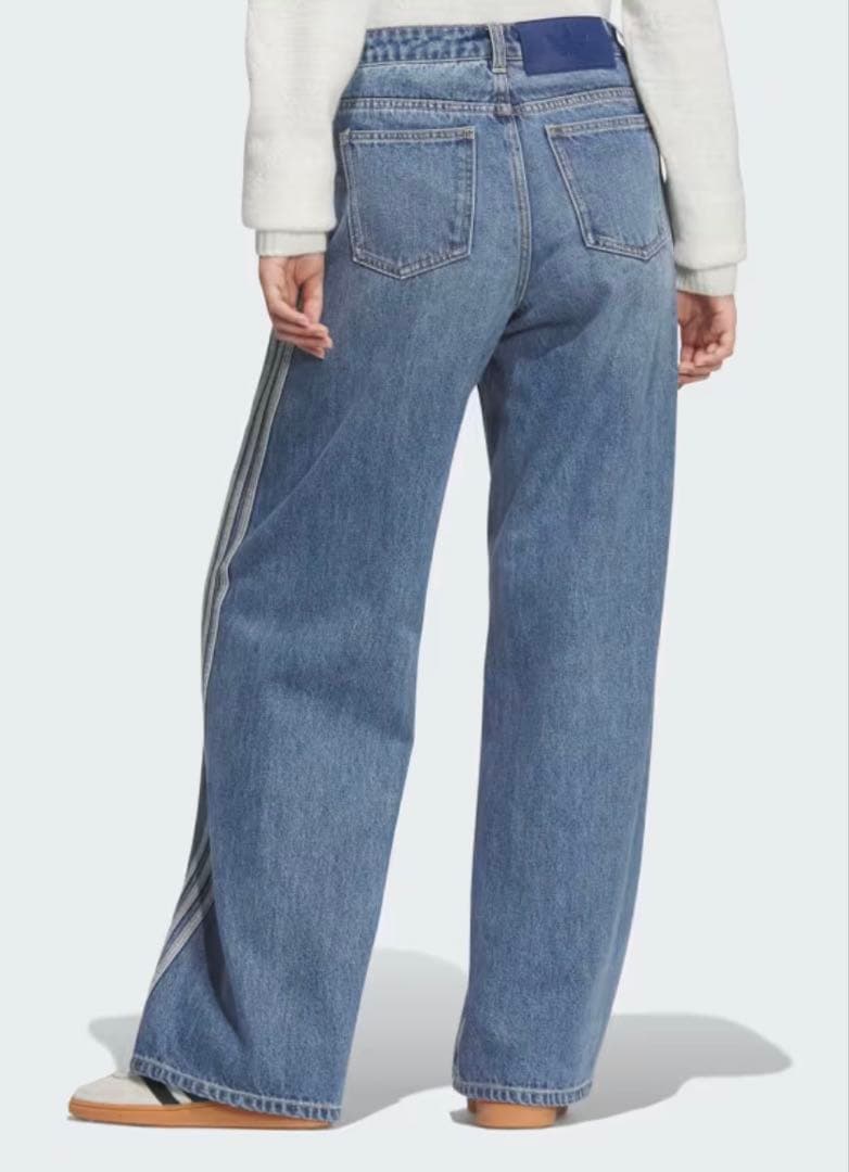 adidas ルーズ　デニムパンツ　アディダス