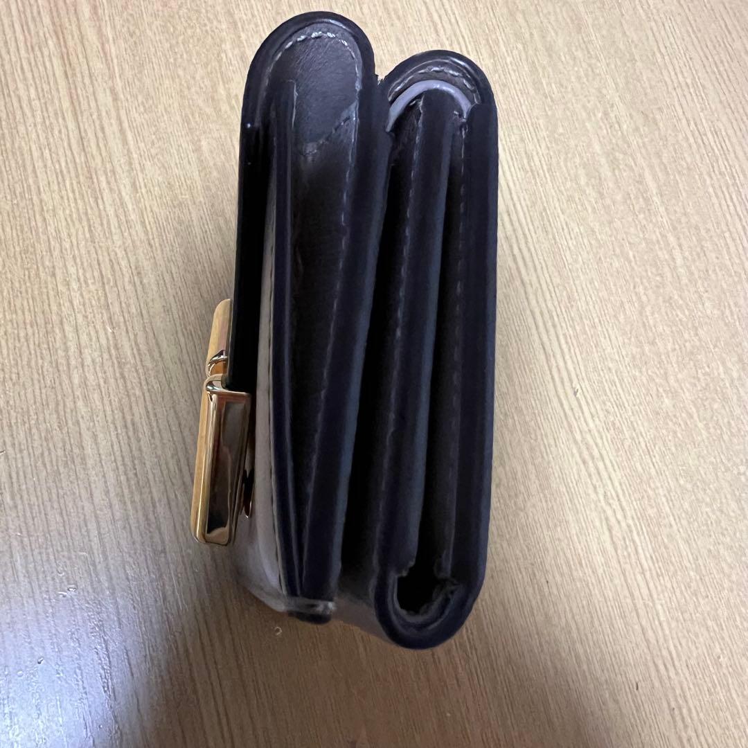 FENDI 三つ折り財布