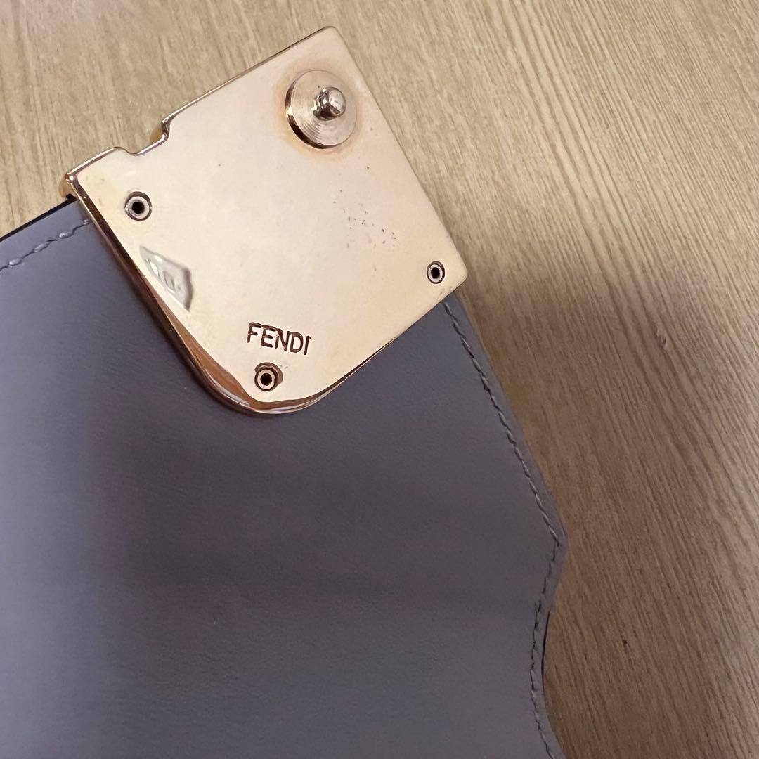FENDI 三つ折り財布