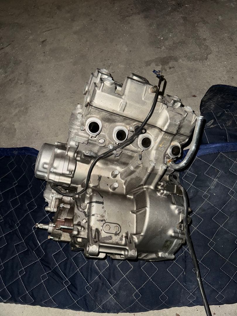 不動車　ホーネット250 MC31 エンジン本体