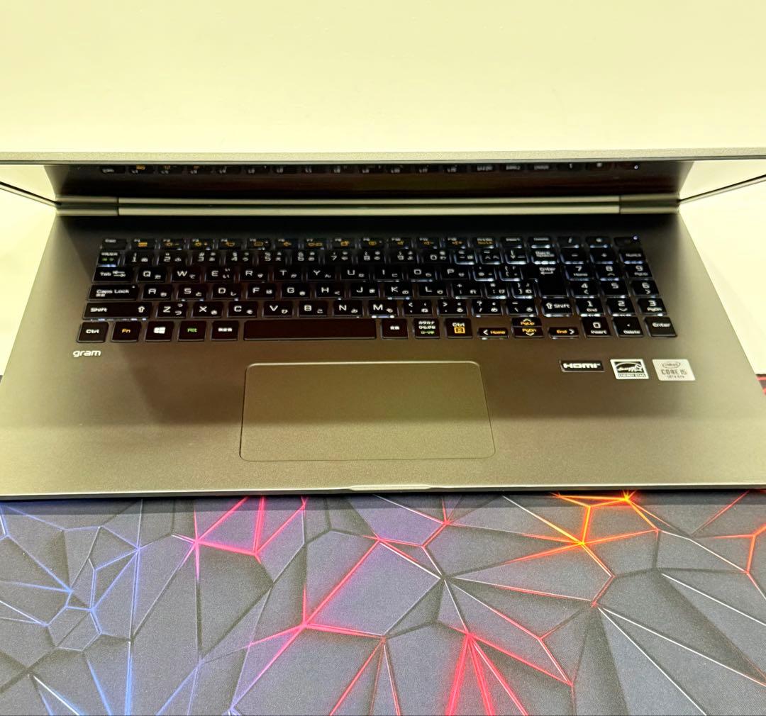 10世代LG gram 17インチ ノートPC/Corei5/ メモリー16GB