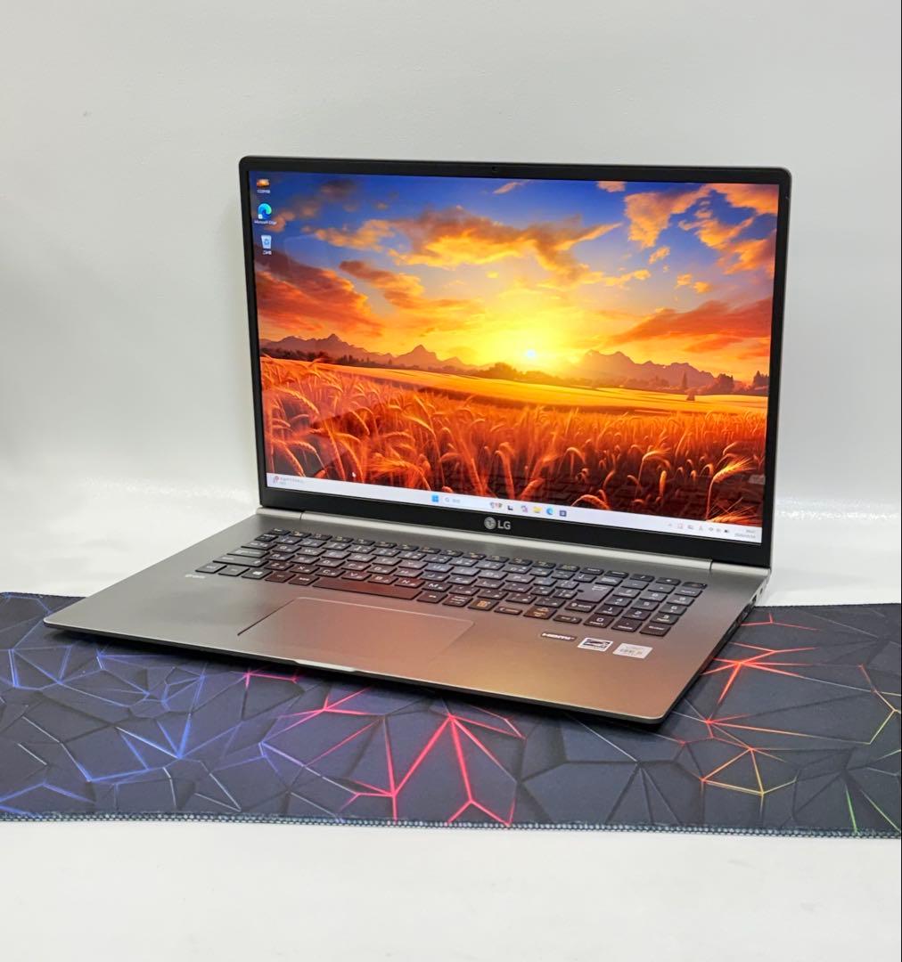 10世代LG gram 17インチ ノートPC/Corei5/ メモリー16GB