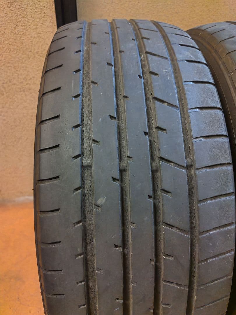 YAMA225/55/R19 ヨコハマブルーアース　TOYOPROXE4本