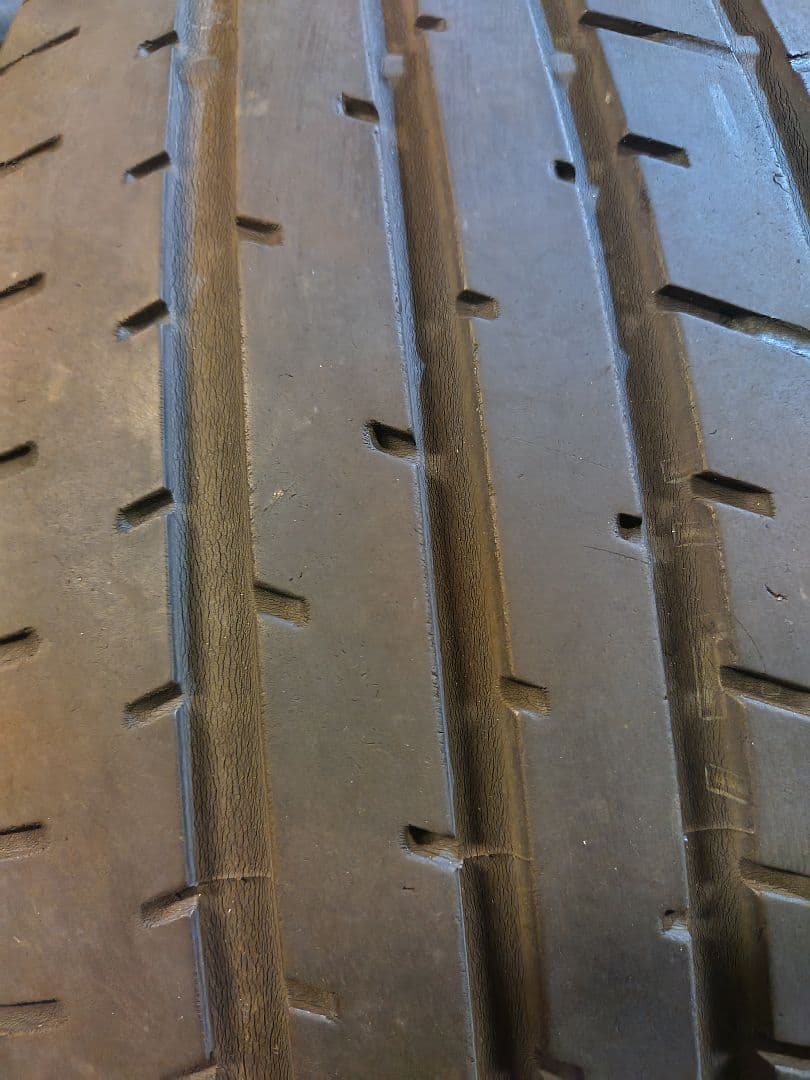 YAMA225/55/R19 ヨコハマブルーアース　TOYOPROXE4本