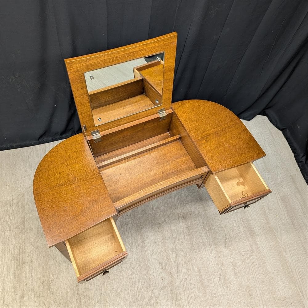 ドレクセル ヘリテイジ　トライユン　ドレッサー　鏡台　化粧台　机　クラシック
