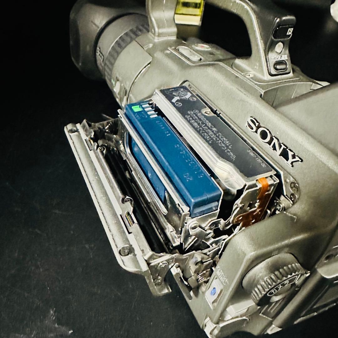 SONY DCR-VX1000 ビデオカメラ　ソニー