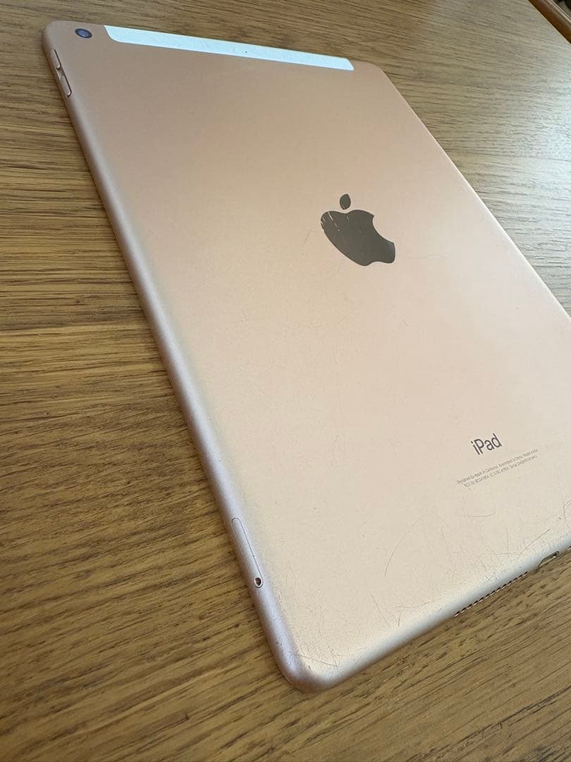 Apple iPad (第６世代) 32GB