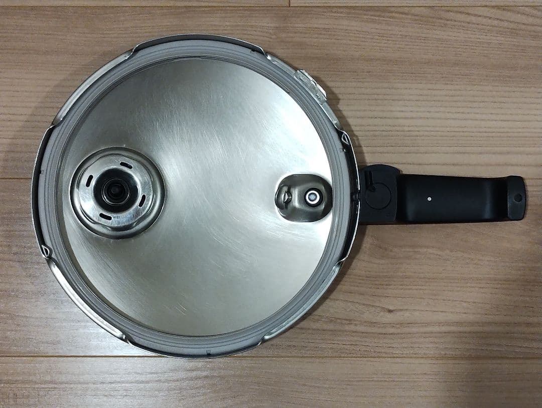 Fissler フィスラー 圧力鍋 ビタビットプレミアム 3.5L 蒸し器セット