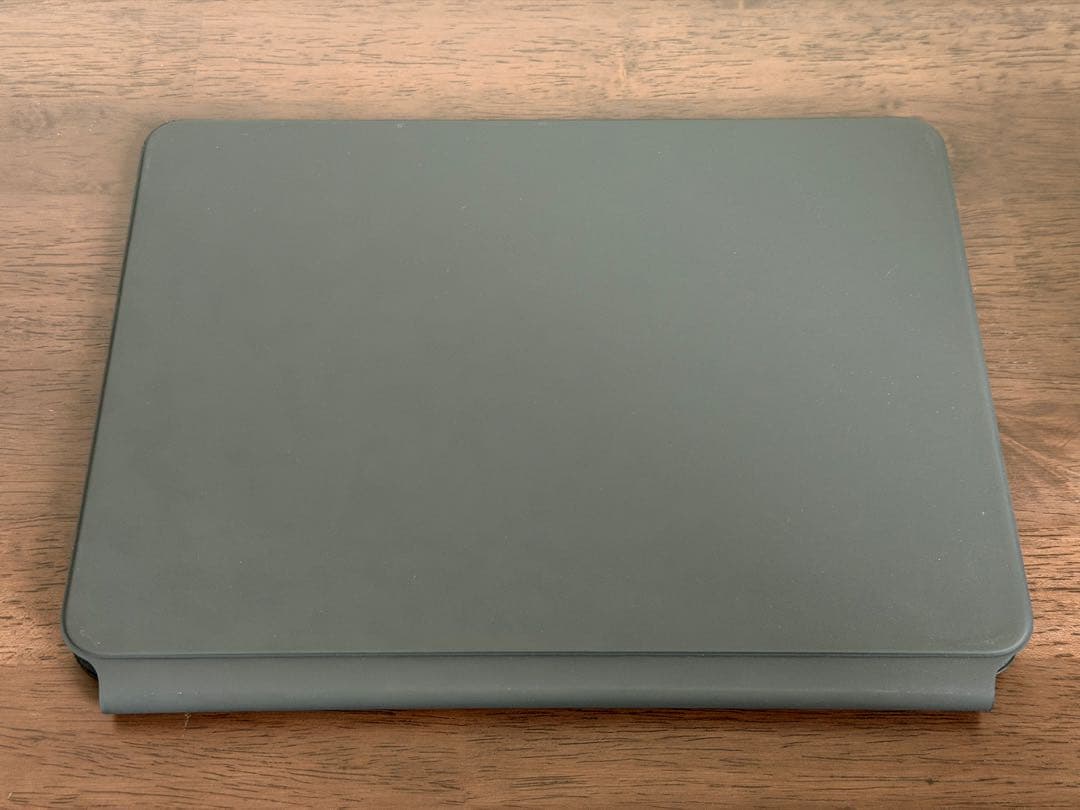 純正 iPad キーボード Magic Keyboard 49,800円(税込)