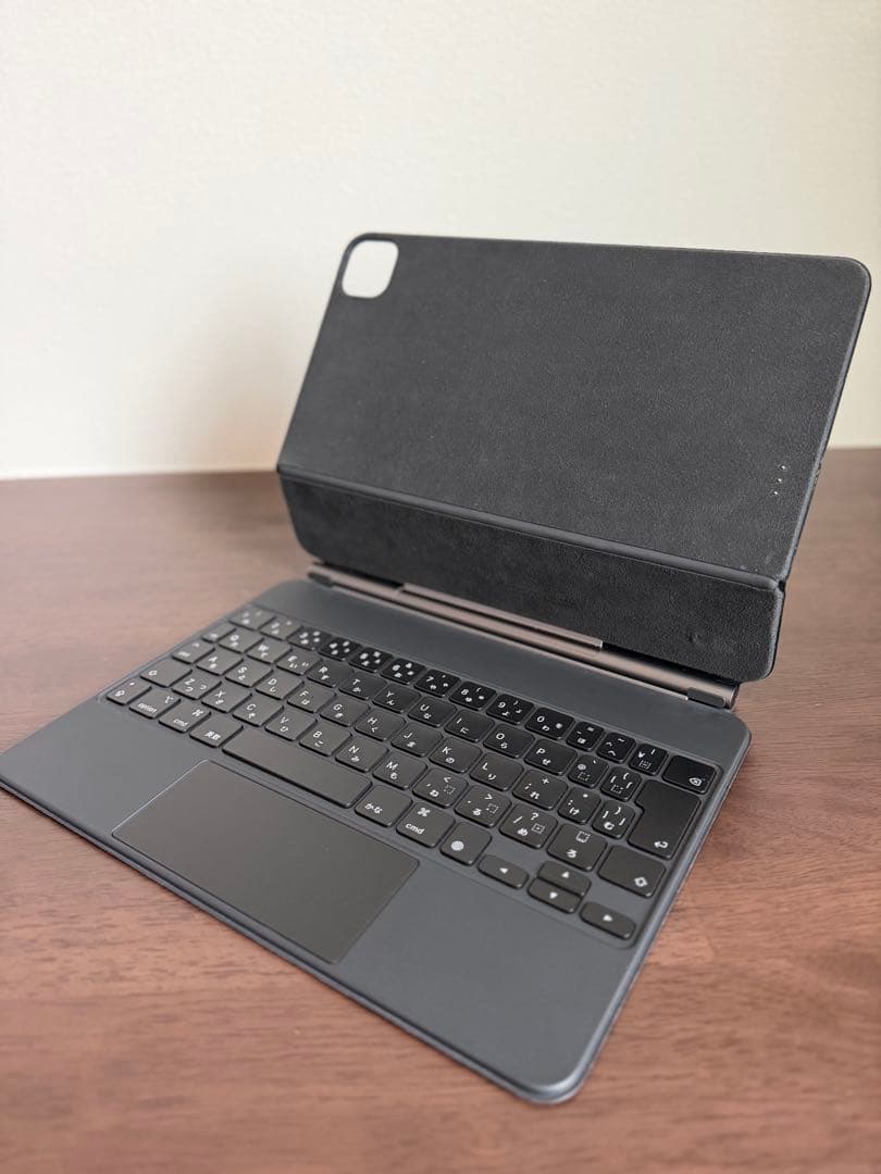 純正 iPad キーボード Magic Keyboard 49,800円(税込)