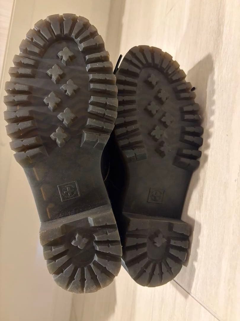にょき様　ドクターマーチン　Dr. Martens レオナ