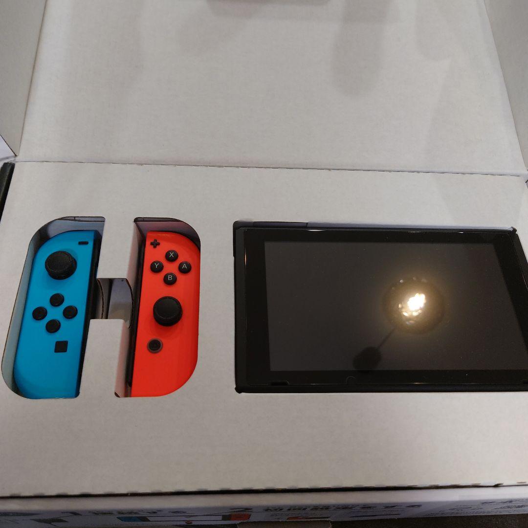 コ*ん様 Nintendo Switch 本体 青/赤