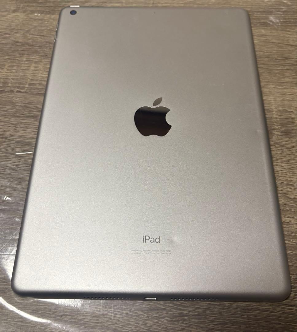 Apple iPad第7世代 32GB WiFiモデル タブレット 初期化済