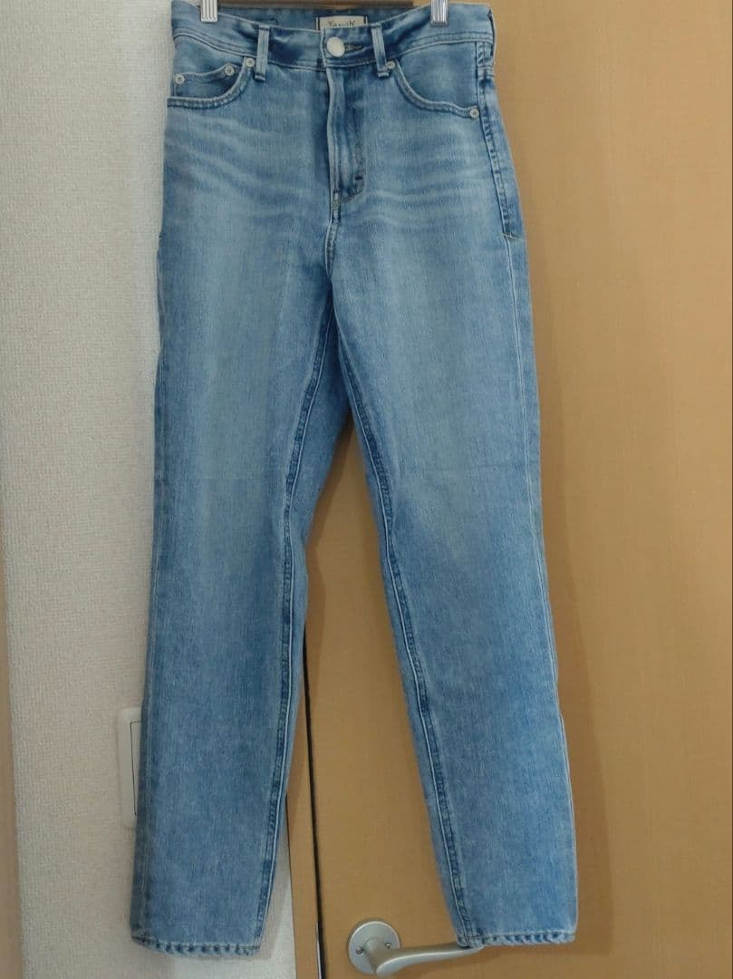 美品　YANUK　ハイウエスト　スリムテーパード　ルース　24 田中みなみ