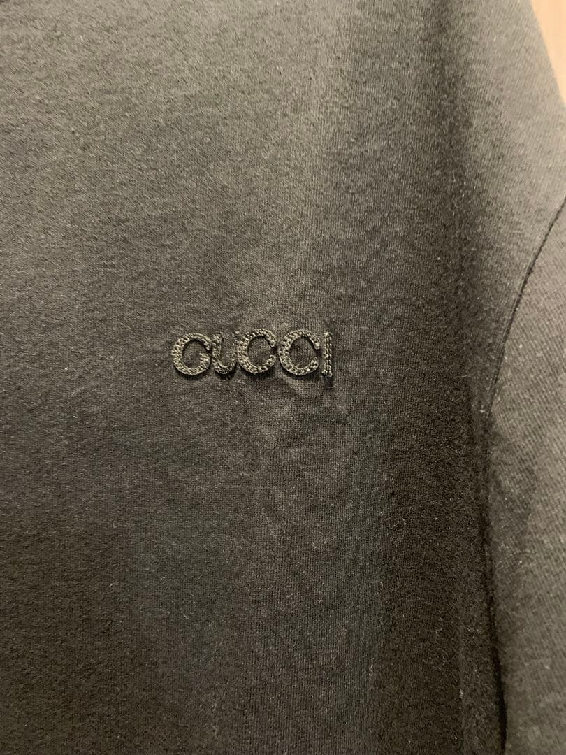 GUCCI ブラック Tシャツ