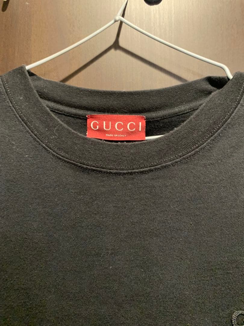 GUCCI ブラック Tシャツ