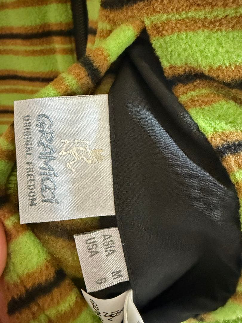 トップス GRAMICCI THERMAL FLEECE REVERSIBLE VEST