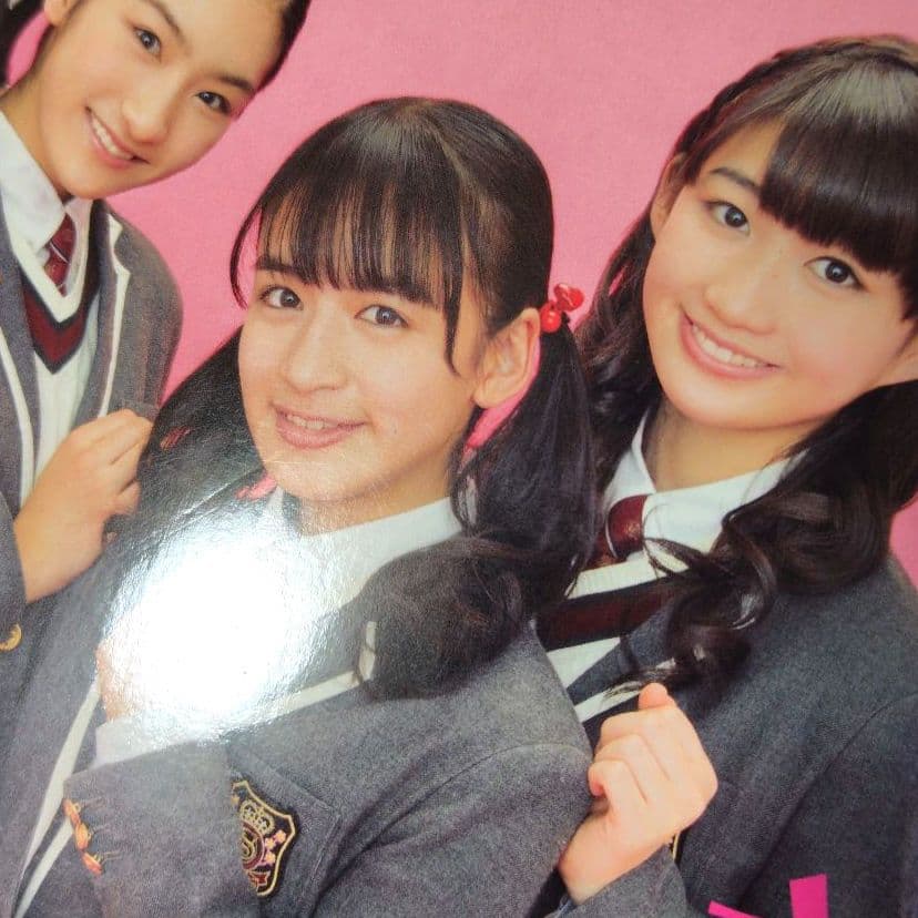 直筆サイン本 さくら学院 山出愛子・岡田愛・岡崎百々子 2018年3月卒業