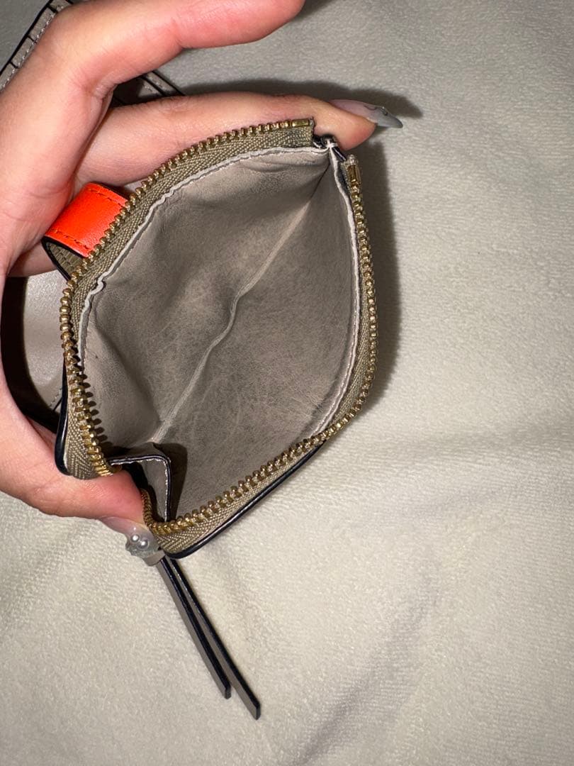 LOEWE 二つ折り財布 ビビッドオレンジ