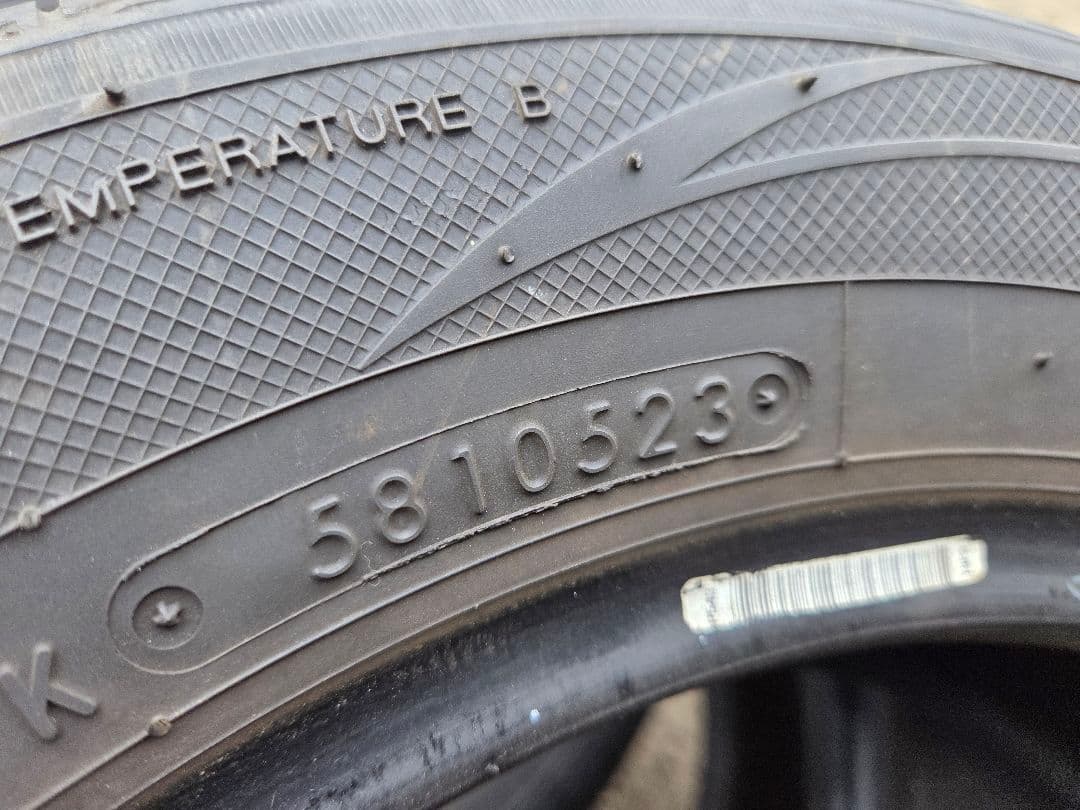 155/70R13×4本バリ山！TOYOナノエナジー3低燃費！人気タイヤ！