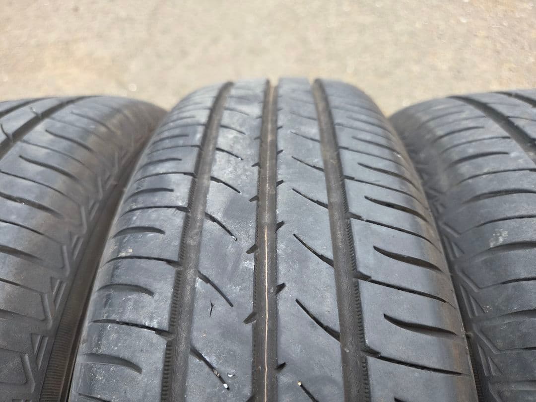 155/70R13×4本バリ山！TOYOナノエナジー3低燃費！人気タイヤ！