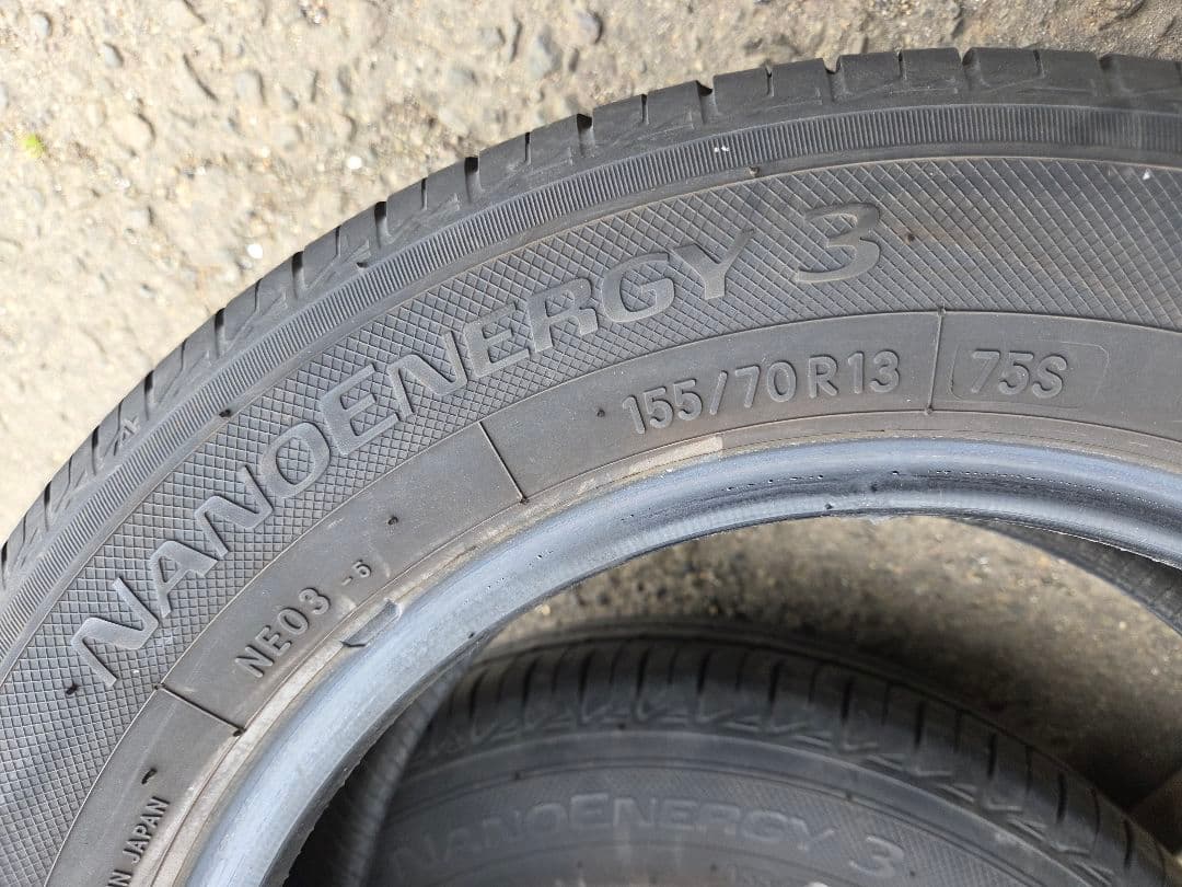 155/70R13×4本バリ山！TOYOナノエナジー3低燃費！人気タイヤ！