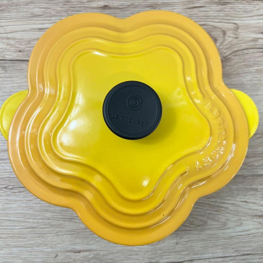 LE CREUSET ルクルーゼ ココットフルール 鍋 C237