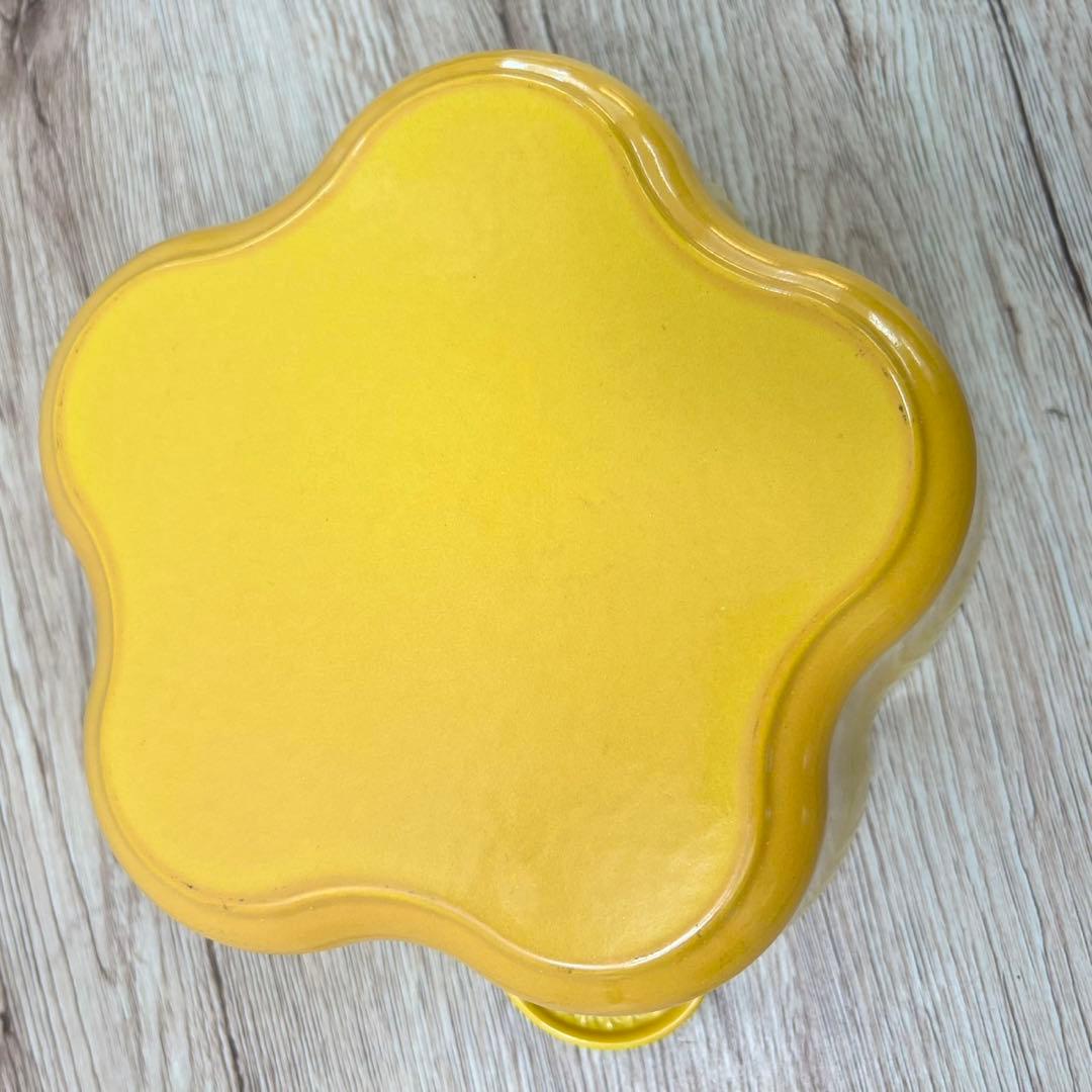 LE CREUSET ルクルーゼ ココットフルール 鍋 C237