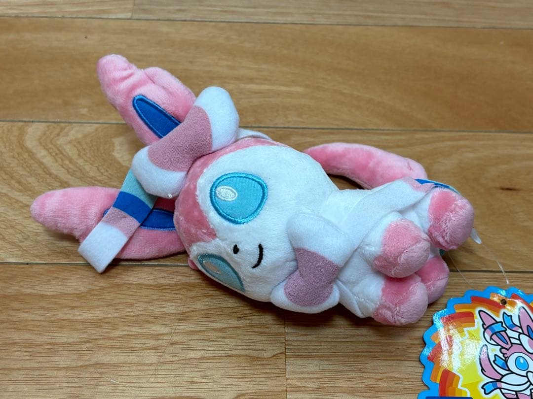 ポケモンセンター ニンフィアドール ぬいぐるみ タグ付き