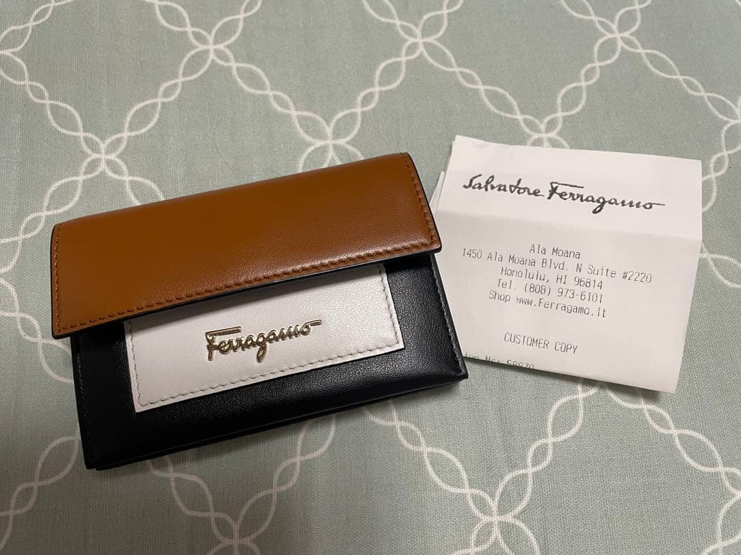 フェラガモ　Ferragamo 名刺入れ　カードケース