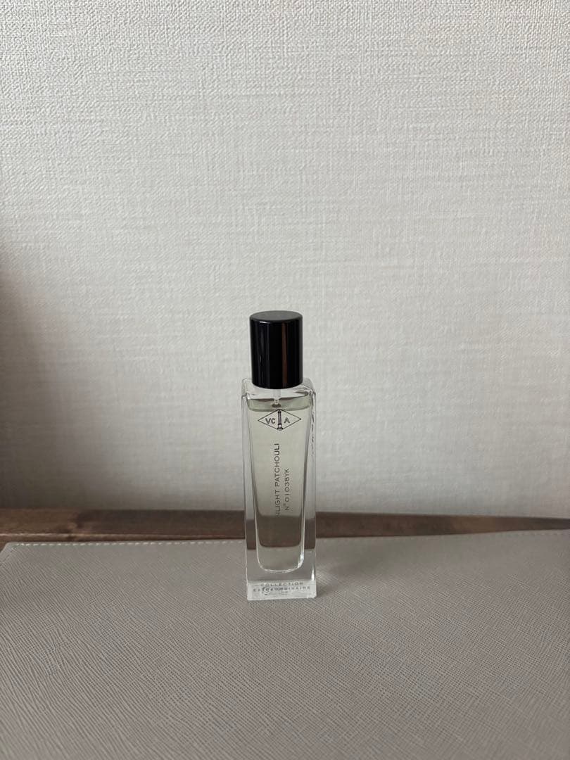 ヴァンクリーフ　香水　ムーンライトパチュリ