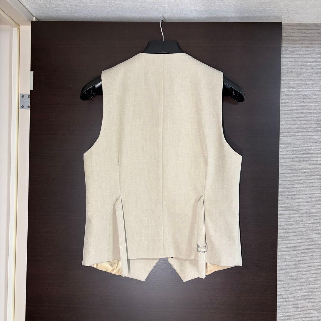 ドレスプロダクション　Dress production　タキシード　ベージュ