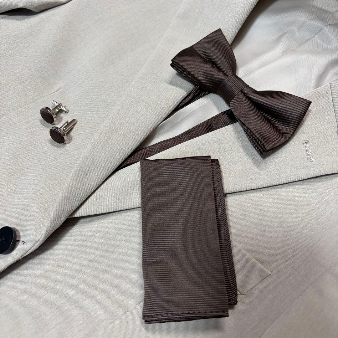 ドレスプロダクション　Dress production　タキシード　ベージュ