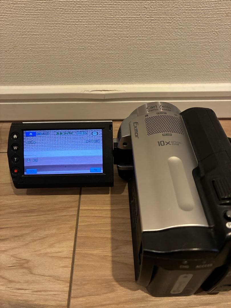 SONY HDR-XR100 ハンディカム 付属品付き(純正バッテリー含む)