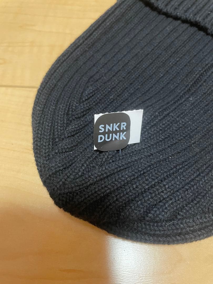 Supreme 黒 ニット帽　新品