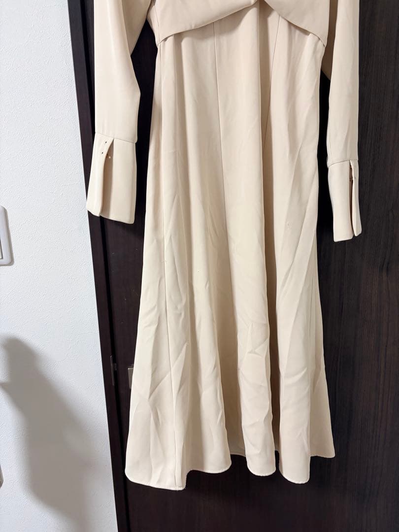 スカート herlipto Elsie Twist-Front Dress