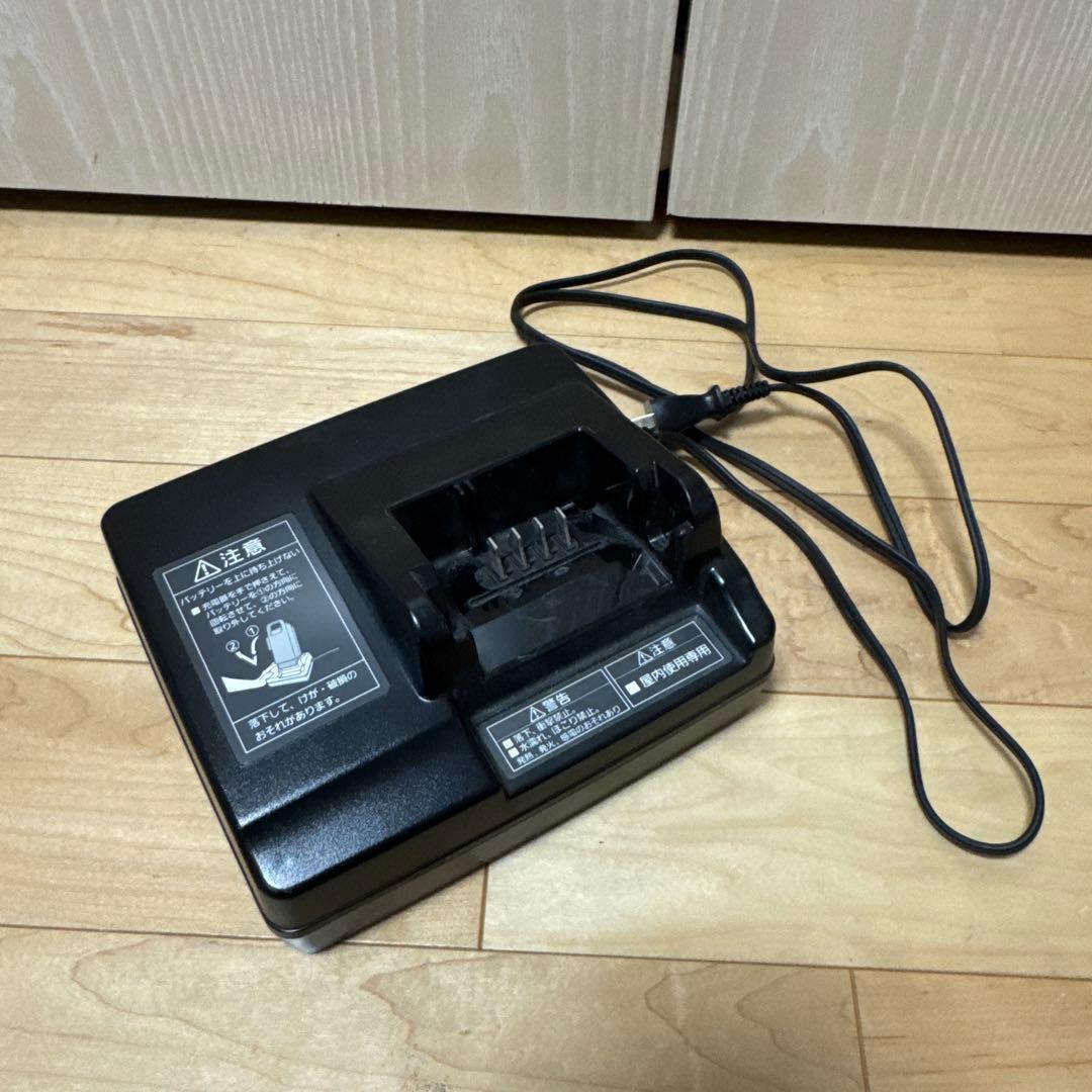 Panasonic 充電器 NKJ069Z2