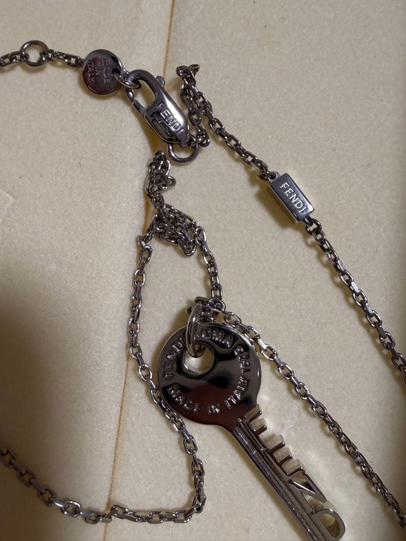 FENDI ネックレス 目黒蓮
