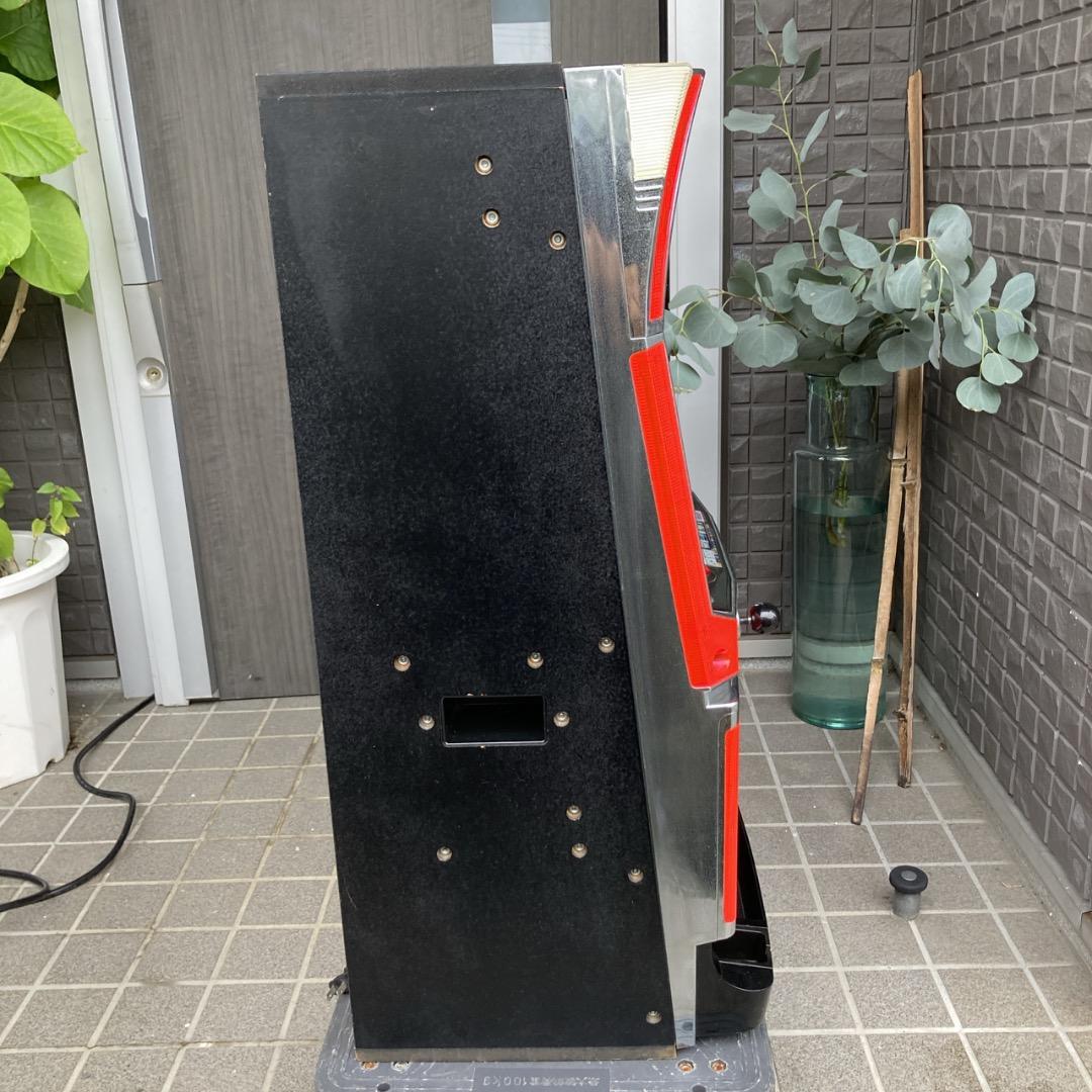 【お値下げOK】 サミー 北斗の拳 4号機 初代 ユリア 鍵あり 不要機