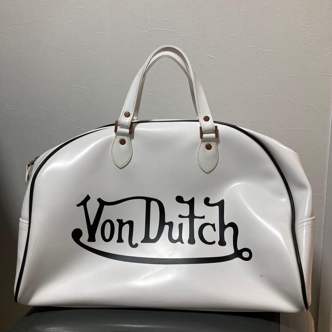 Von Dutchボンダッチ　エナメル　ボストンバック　ホワイト