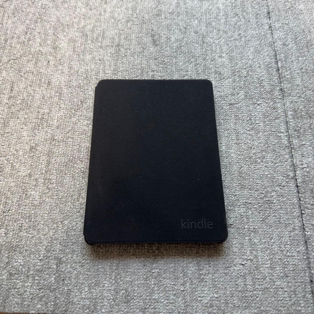 Kindle Paperwhite 第11世代 8GB カバー付き
