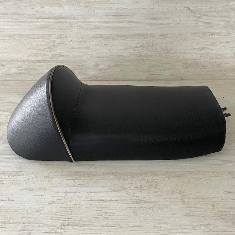 外装美品　Brooklands 　シングルシート　汎用