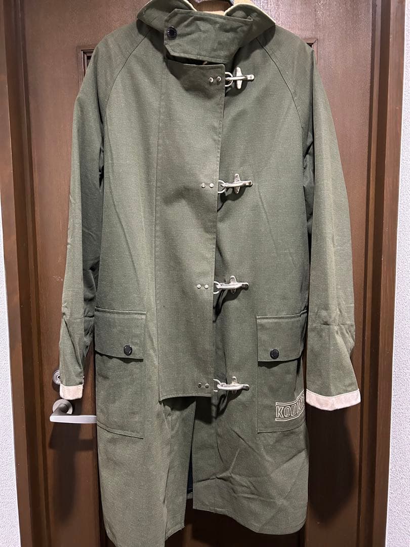 オリーブグリーンダッフルコート