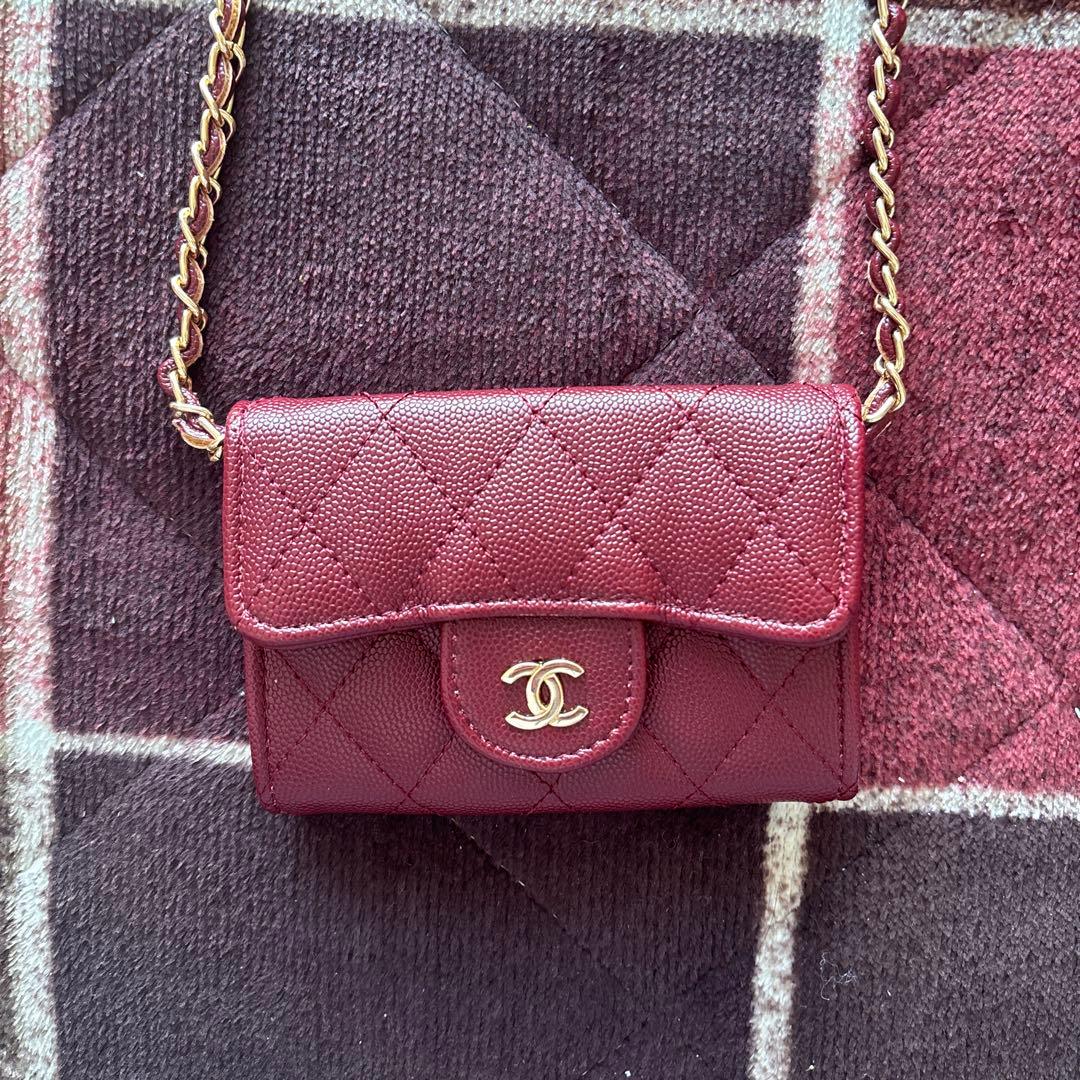 新品❣️ Chanel ノベルティ　ワインレッド 二つ折り財布　財布ショルダー