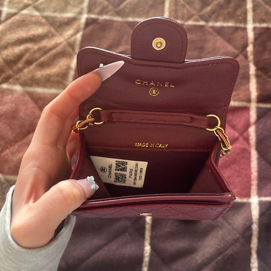 新品❣️ Chanel ノベルティ　ワインレッド 二つ折り財布　財布ショルダー