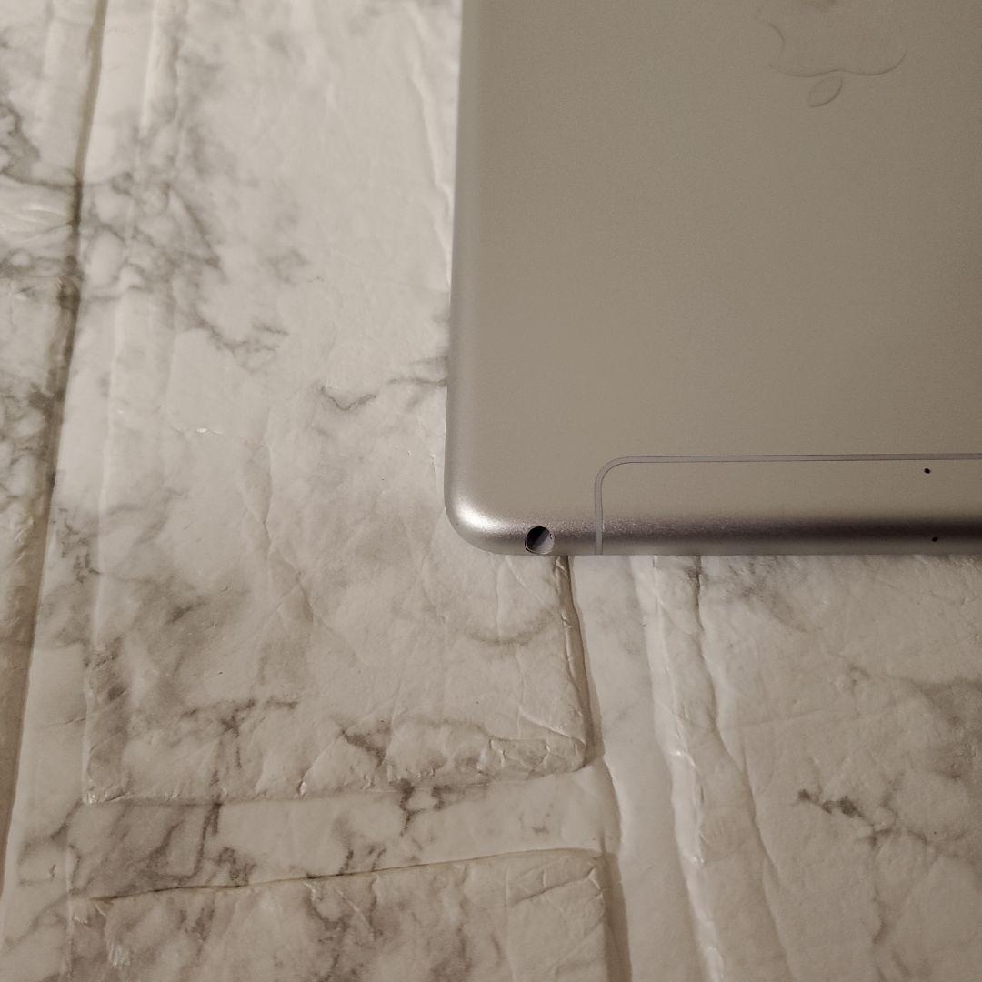 158 iPad mini5 5世代 64GB SIMフリー シルバー